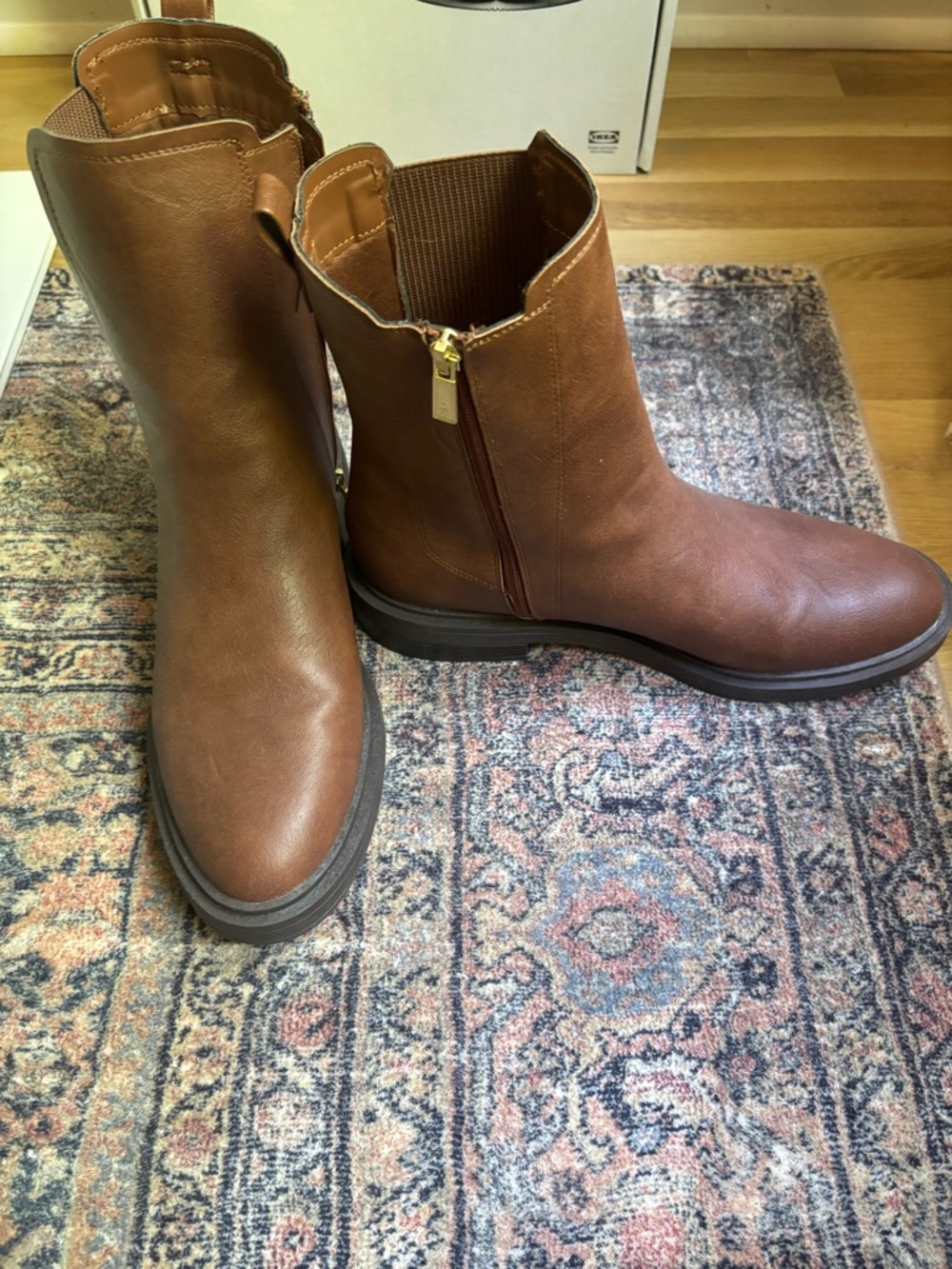Kenneth Cole Reaction Tan Brown Leather Zip Ankle Boots